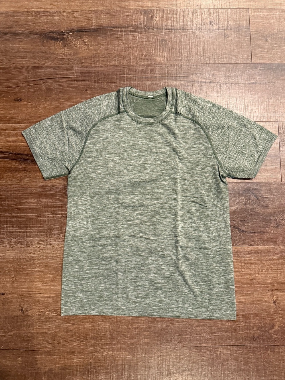Lululemon | Metal Vent Tech SS